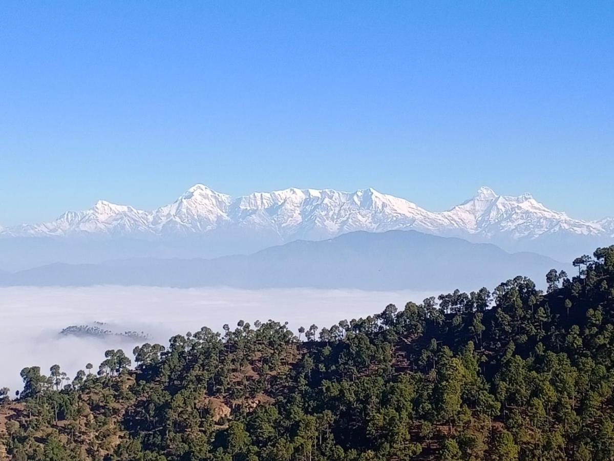 Elphinstone Inn Almora Extérieur photo